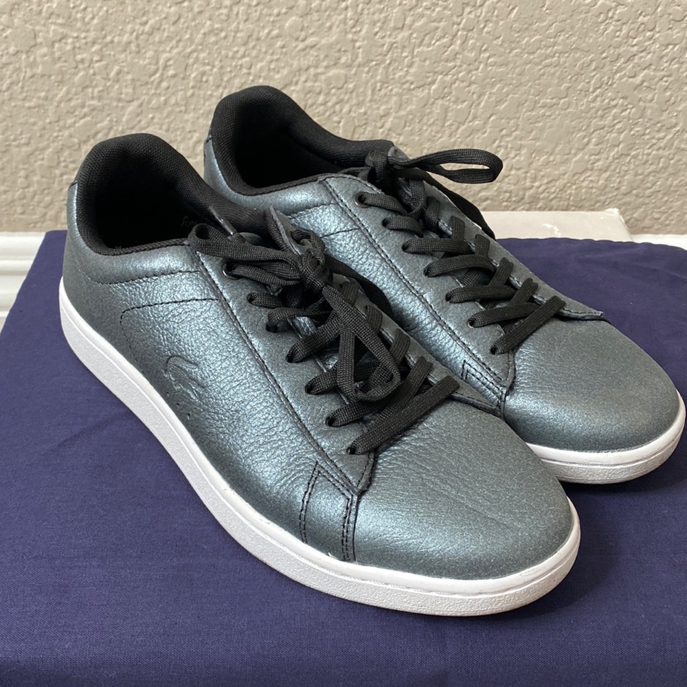 Leather sneakers